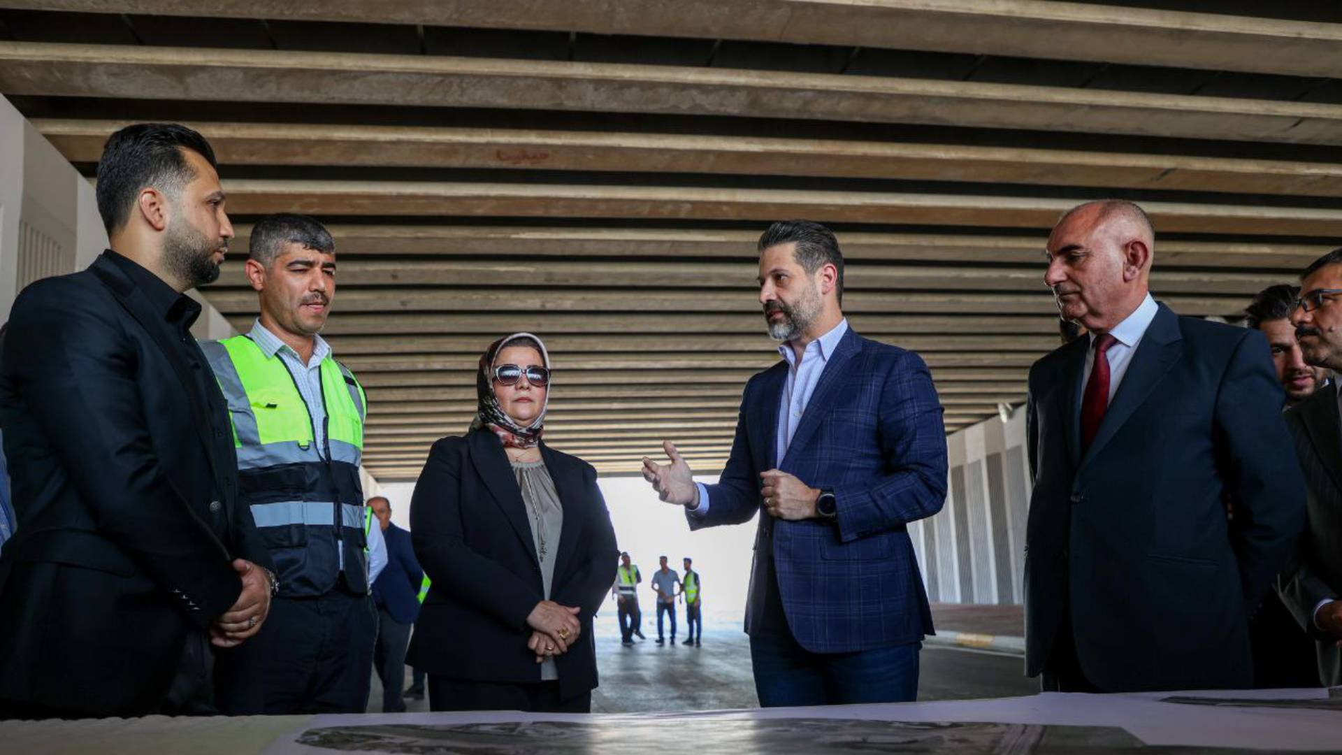 Deputy Prime Minister Qubad Talabani and Sulaymaniyah Mayor Laila Ali speaking to the project's executors.